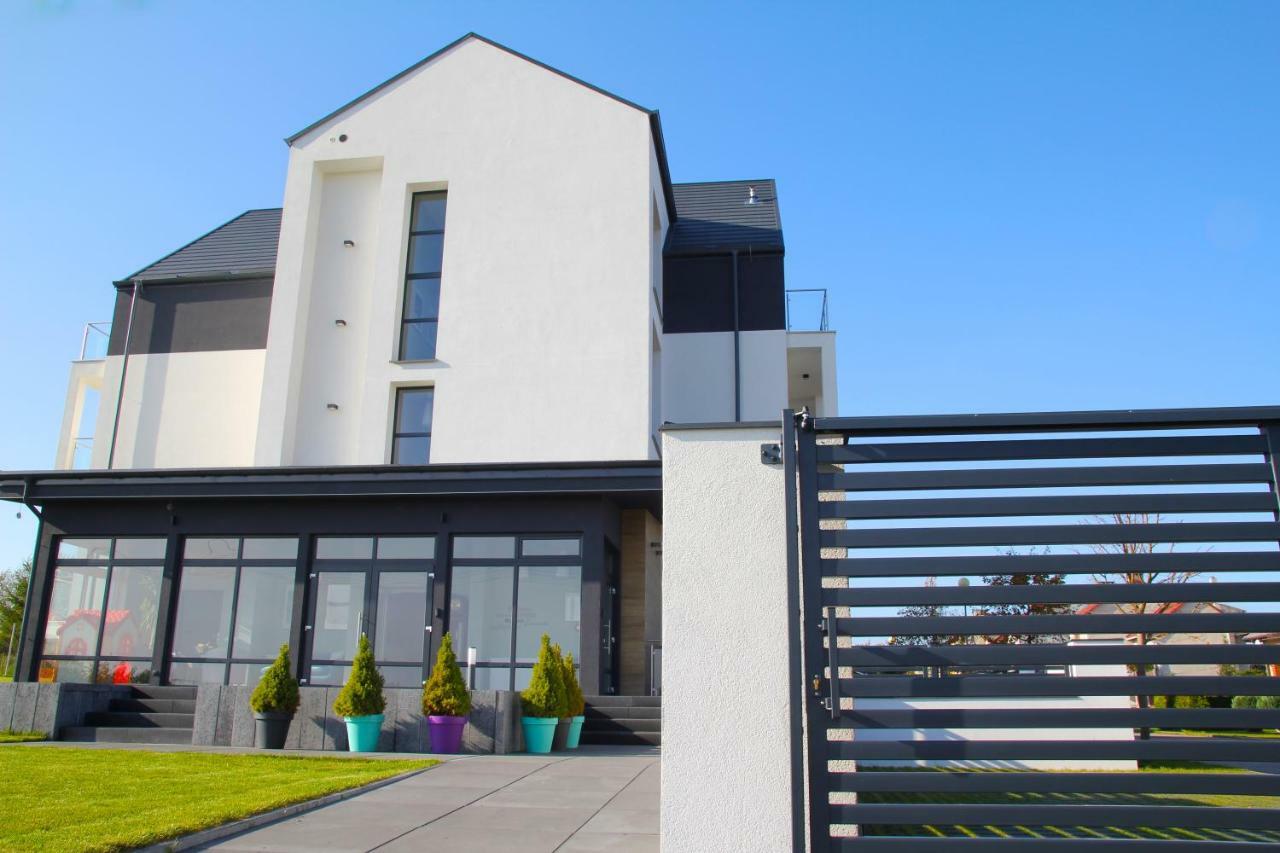 Apartamenty Rodzinne Plater74 Darlowo Exterior photo